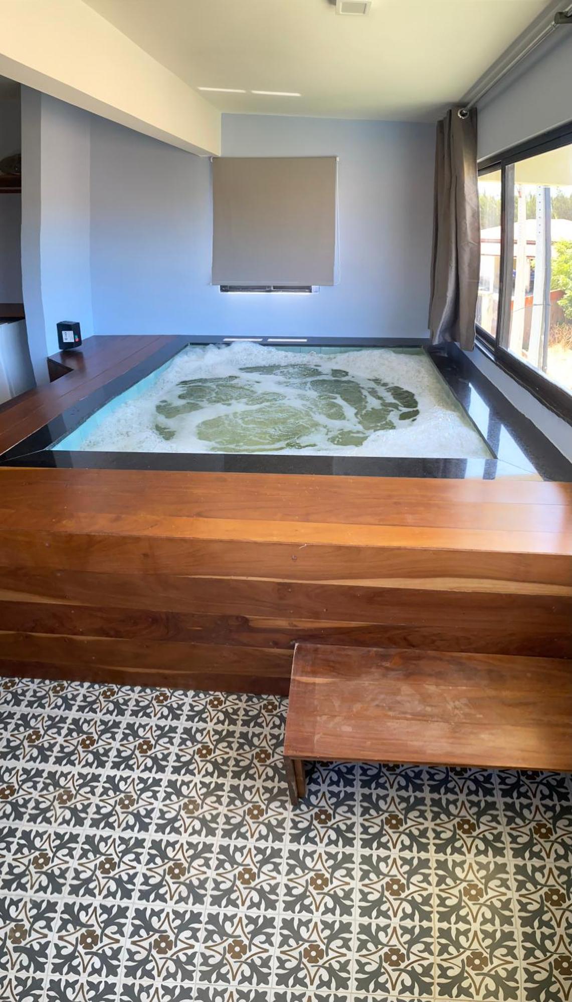 Chez Tupa Suites Uruau Luaran gambar